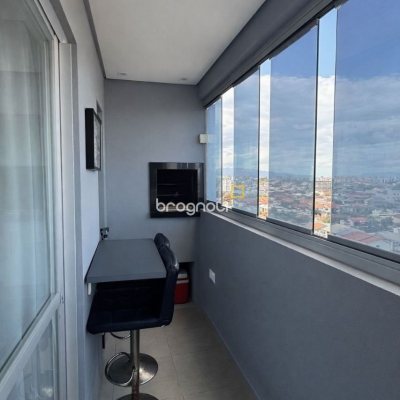 Apartamento com 56m², 2 quartos, 1 garagem, no bairro Areias em São José