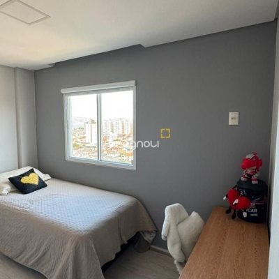 Apartamento com 56m², 2 quartos, 1 garagem, no bairro Areias em São José