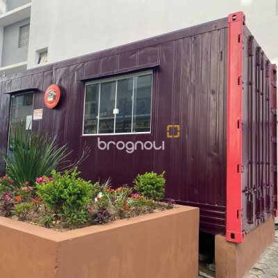 Apartamento com 79m², 3 quartos (sendo 1 suíte), 2 garagens, no bairro Forquilhinha em São José