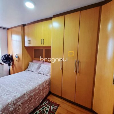 Apartamento com 74m², 2 quartos, 1 garagem, no bairro Balneário em Florianópolis
