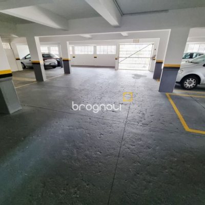 Apartamento com 74m², 2 quartos, 1 garagem, no bairro Balneário em Florianópolis