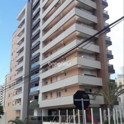 Apartamento com 79m², 2 quartos (sendo 1 suíte), 2 garagens, no bairro Itacorubi em Florianópolis