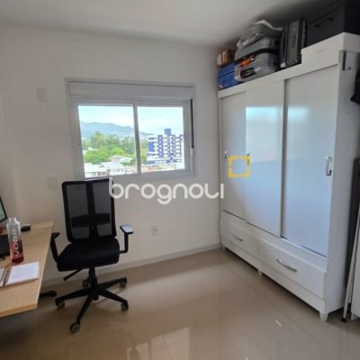 Apartamento com 79m², 2 quartos (sendo 1 suíte), 2 garagens, no bairro Itacorubi em Florianópolis