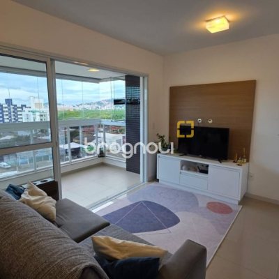 Apartamento com 79m², 2 quartos (sendo 1 suíte), 2 garagens, no bairro Itacorubi em Florianópolis