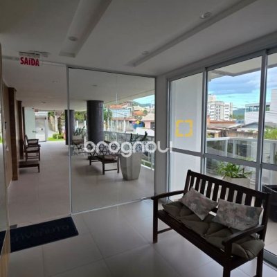 Apartamento com 79m², 2 quartos (sendo 1 suíte), 2 garagens, no bairro Itacorubi em Florianópolis
