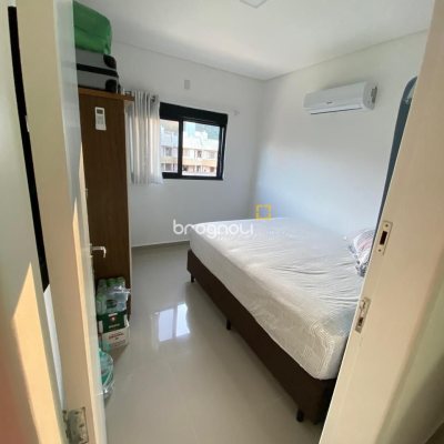 Apartamento com 69m², 2 quartos (sendo 1 suíte), 1 garagem, no bairro Ingleses em Florianópolis