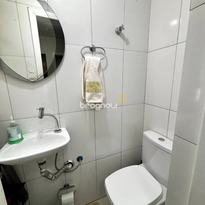 Apartamento com 128m², 3 quartos (sendo 1 suíte), 2 garagens, no bairro Centro em Florianópolis