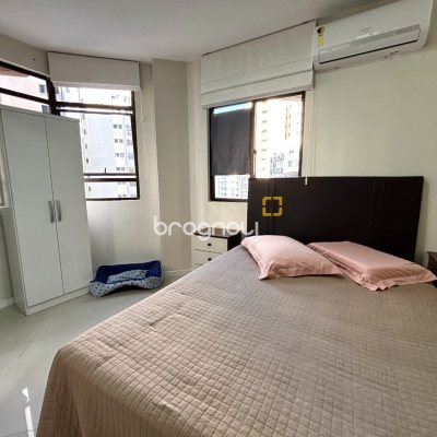 Apartamento com 128m², 3 quartos (sendo 1 suíte), 2 garagens, no bairro Centro em Florianópolis