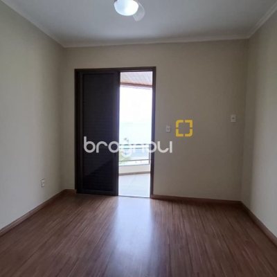 Apartamento com 85m², 2 quartos (sendo 1 suíte), 1 garagem, no bairro Canasvieiras em Florianópolis