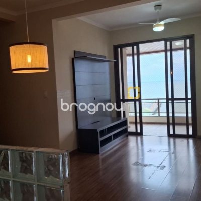 Apartamento com 85m², 2 quartos (sendo 1 suíte), 1 garagem, no bairro Canasvieiras em Florianópolis