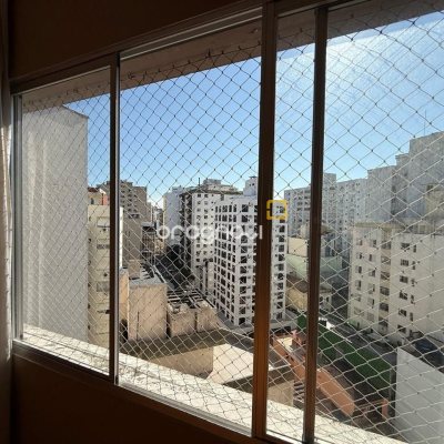 Apartamento com 53m², 1 quarto, 1 garagem, no bairro Centro em Florianópolis
