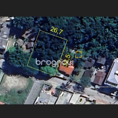 Terreno com 867m², no bairro Canasvieiras em Florianópolis