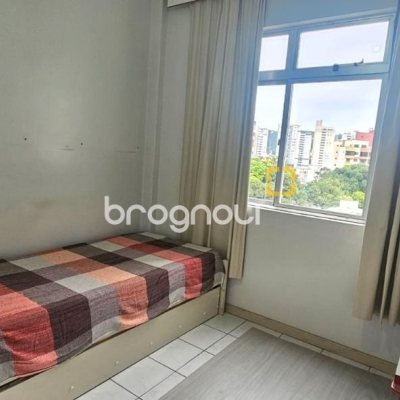 Apartamento com 78m², 3 quartos (sendo 1 suíte), 1 garagem, no bairro Campinas em São José