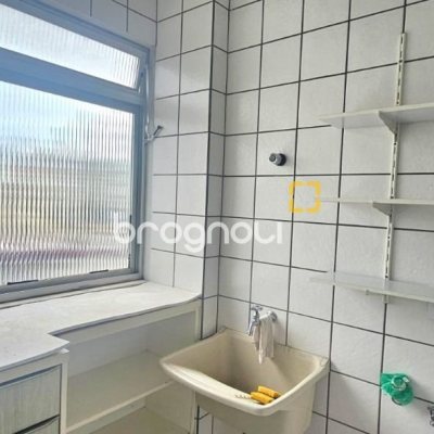 Apartamento com 78m², 3 quartos (sendo 1 suíte), 1 garagem, no bairro Campinas em São José