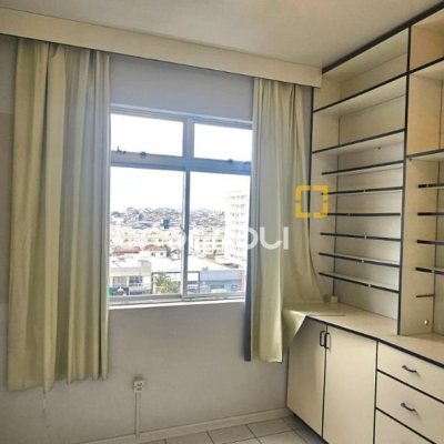 Apartamento com 78m², 3 quartos (sendo 1 suíte), 1 garagem, no bairro Campinas em São José
