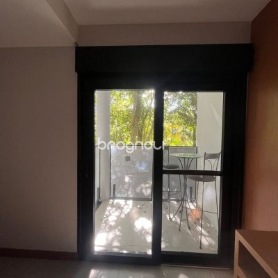 Casa com 323m², 3 quartos (sendo 3 suítes), no bairro Lagoa da Conceição em Florianópolis