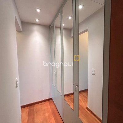 Casa com 323m², 3 quartos (sendo 3 suítes), no bairro Lagoa da Conceição em Florianópolis