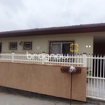 Casa com 110m², 3 quartos (sendo 1 suíte), 1 garagem, no bairro Rio Tavares em Florianópolis