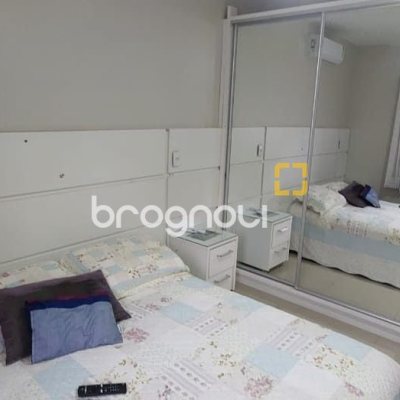 Casa com 110m², 3 quartos (sendo 1 suíte), 1 garagem, no bairro Rio Tavares em Florianópolis