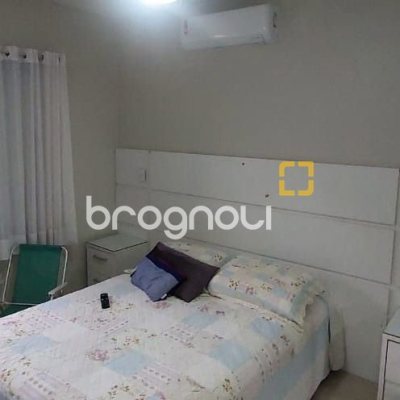 Casa com 110m², 3 quartos (sendo 1 suíte), 1 garagem, no bairro Rio Tavares em Florianópolis