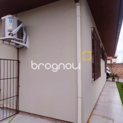 Casa com 110m², 3 quartos (sendo 1 suíte), 1 garagem, no bairro Rio Tavares em Florianópolis