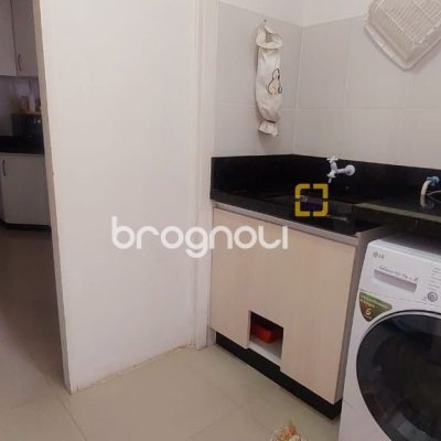 Casa com 110m², 3 quartos (sendo 1 suíte), 1 garagem, no bairro Rio Tavares em Florianópolis