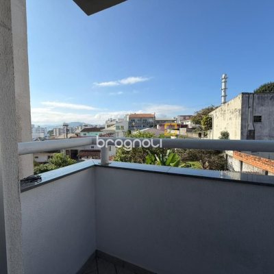 Apartamento com 92m², 3 quartos (sendo 1 suíte), 1 garagem, no bairro Estreito em Florianópolis