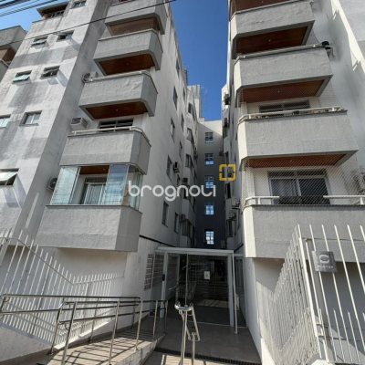 Apartamento com 92m², 3 quartos (sendo 1 suíte), 1 garagem, no bairro Estreito em Florianópolis
