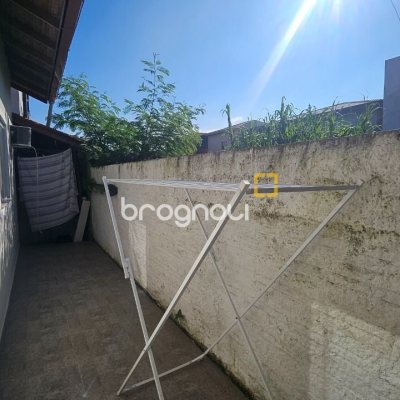Casa com 118m², 3 quartos, 2 garagens, no bairro Ingleses do Rio Vermelho em Florianópolis