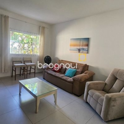 Casa com 118m², 3 quartos, 2 garagens, no bairro Ingleses do Rio Vermelho em Florianópolis