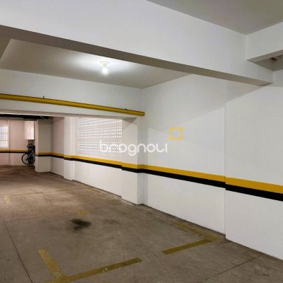 Apartamento com 96m², 2 quartos (sendo 1 suíte), 1 garagem, no bairro Kobrasol em São José