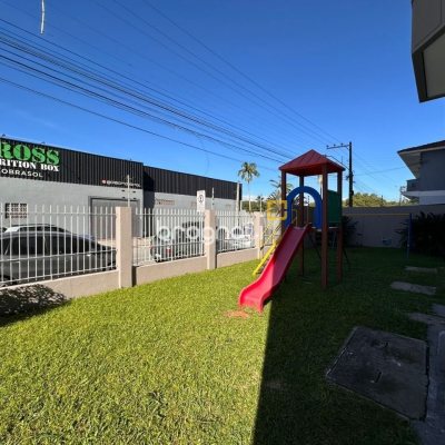 Apartamento com 96m², 2 quartos (sendo 1 suíte), 1 garagem, no bairro Kobrasol em São José