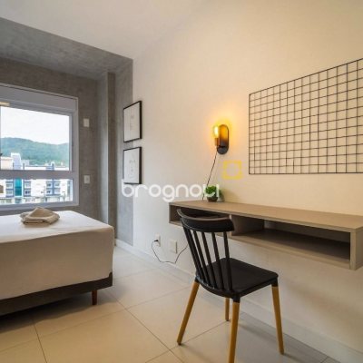 Apartamento com 80m², 2 quartos (sendo 2 suítes), 1 garagem, no bairro Jurerê em Florianópolis
