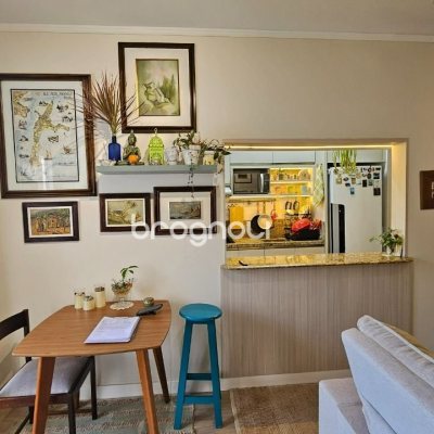 Apartamento com 58m², 2 quartos, 1 garagem, no bairro Estreito em Florianópolis