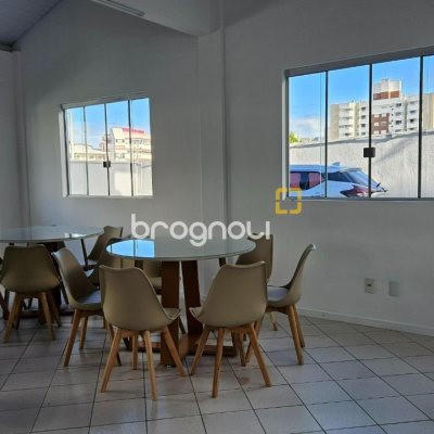 Apartamento com 58m², 2 quartos, 1 garagem, no bairro Estreito em Florianópolis