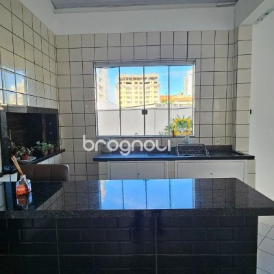 Apartamento com 58m², 2 quartos, 1 garagem, no bairro Estreito em Florianópolis