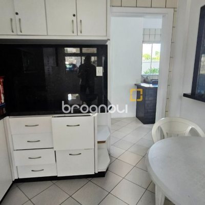 Apartamento com 58m², 2 quartos, 1 garagem, no bairro Estreito em Florianópolis