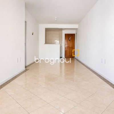 Apartamento com 110m², 3 quartos (sendo 1 suíte), 1 garagem, no bairro Kobrasol em São José