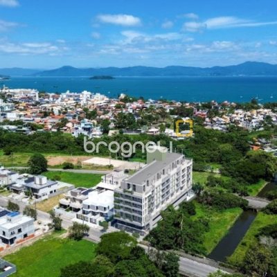 Studio com 35m², 1 quarto, 1 garagem, no bairro Cachoeira do Bom Jesus em Florianópolis