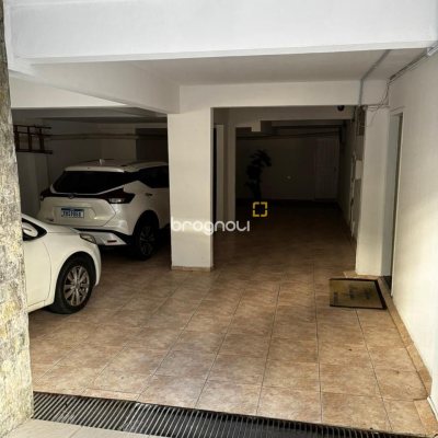Apartamento com 90m², 3 quartos (sendo 1 suíte), 1 garagem, no bairro Centro em Florianópolis