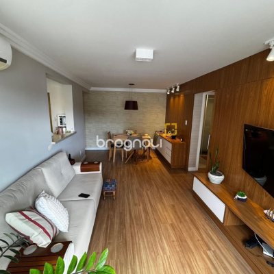 Apartamento com 99m², 3 quartos (sendo 1 suíte), 1 garagem, no bairro Trindade em Florianópolis