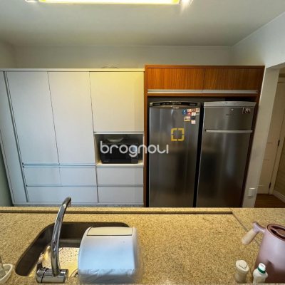 Apartamento com 99m², 3 quartos (sendo 1 suíte), 1 garagem, no bairro Trindade em Florianópolis