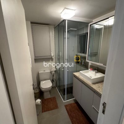 Apartamento com 99m², 3 quartos (sendo 1 suíte), 1 garagem, no bairro Trindade em Florianópolis