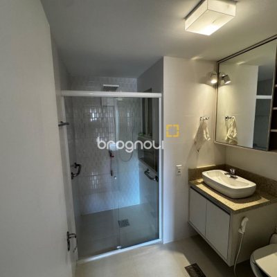 Apartamento com 99m², 3 quartos (sendo 1 suíte), 1 garagem, no bairro Trindade em Florianópolis