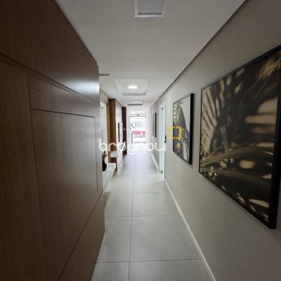 Apartamento com 99m², 3 quartos (sendo 1 suíte), 1 garagem, no bairro Trindade em Florianópolis