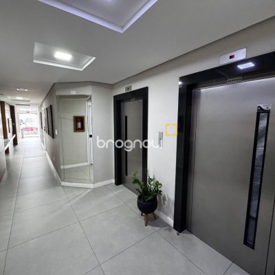 Apartamento com 99m², 3 quartos (sendo 1 suíte), 1 garagem, no bairro Trindade em Florianópolis