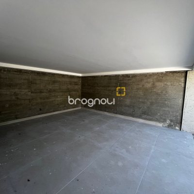 Casa com 230m², 3 quartos (sendo 3 suítes), 2 garagens, no bairro Campeche em Florianópolis