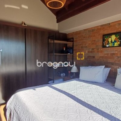 Casa de Condomínio com 148m², 2 quartos (sendo 1 suíte), 2 garagens, no bairro Santo Antônio de Lisboa em Florianópolis