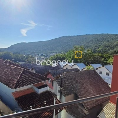 Casa de Condomínio com 148m², 2 quartos (sendo 1 suíte), 2 garagens, no bairro Santo Antônio de Lisboa em Florianópolis