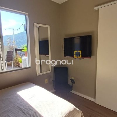 Casa de Condomínio com 148m², 2 quartos (sendo 1 suíte), 2 garagens, no bairro Santo Antônio de Lisboa em Florianópolis